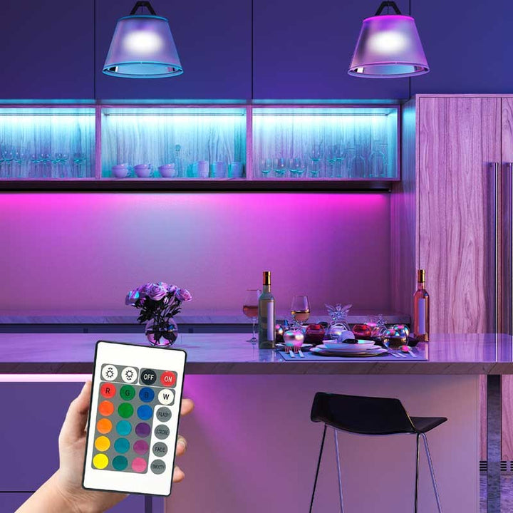 Contrôleur de bande LED RGB 2 Amp par canal, télécommande IR 24 touches